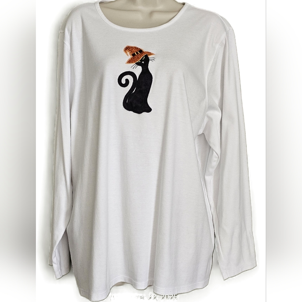 Women's 2X Designers Originals Halloween Top White Long Sleeves Cat